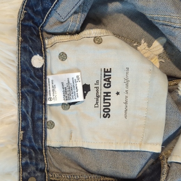 AG - The Phoebe Jean - Picture 6 of 6